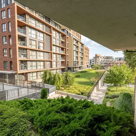 Апартаменты аpartment In Complex Panorama Park,free Parking